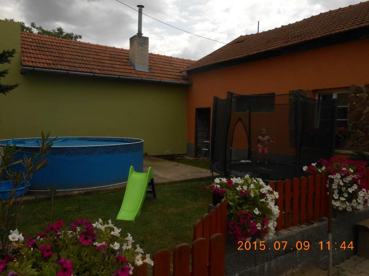 Apartman Kamila Rakvice ภายนอก รูปภาพ